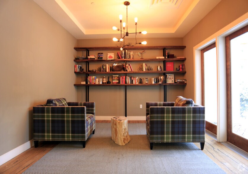 More Photos Of 515 West Ave, Norwalk Unknown For Lease