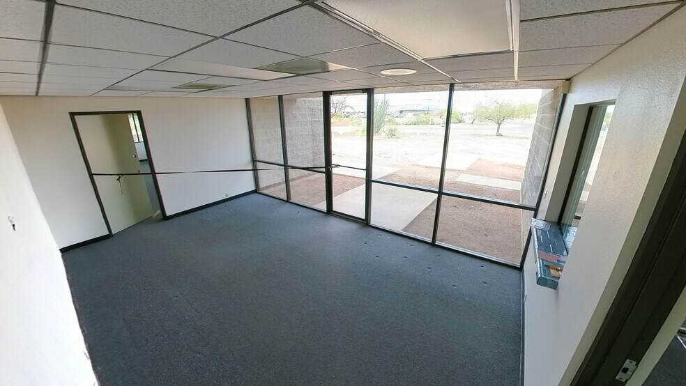 More Photos Of 1415 S Cherry Ave, Tucson Warehouse For Sale