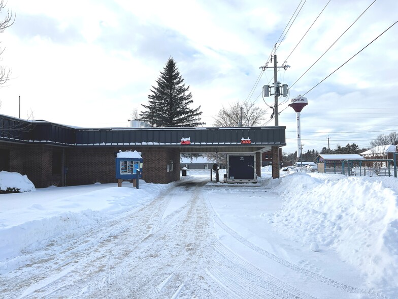 More Photos Of 221 4th St, Ironton Freestanding For Sale