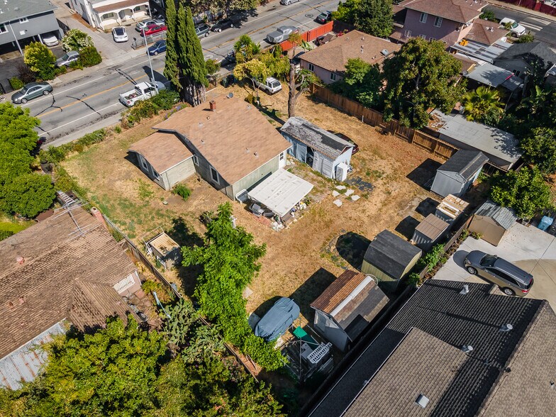 More Photos Of 2340 Cooley Ave, East Palo Alto Land For Sale