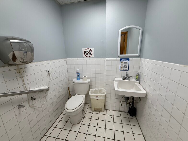 More Photos Of 235 Wyckoff Ave, Brooklyn Storefront Retail Residential For Lease