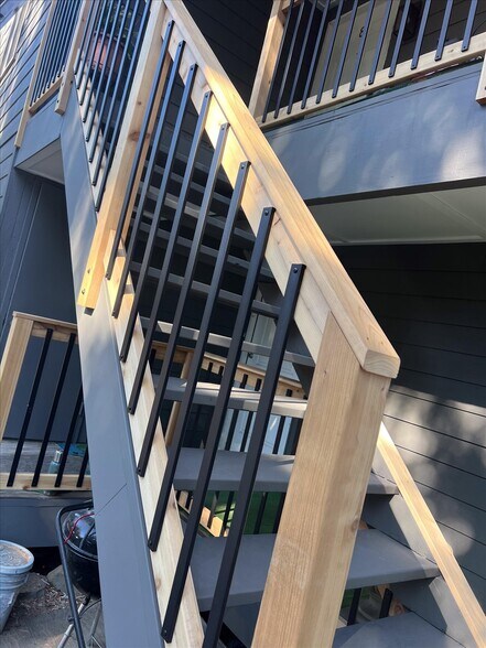 More Photos Of 10443 17th Ave SW, Seattle Multifamily For Sale