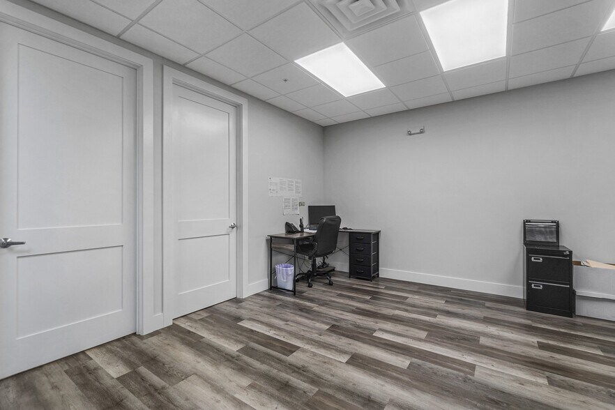 More Photos Of 9100 Belvedere Rd, Royal Palm Beach Loft Creative Space For Sale