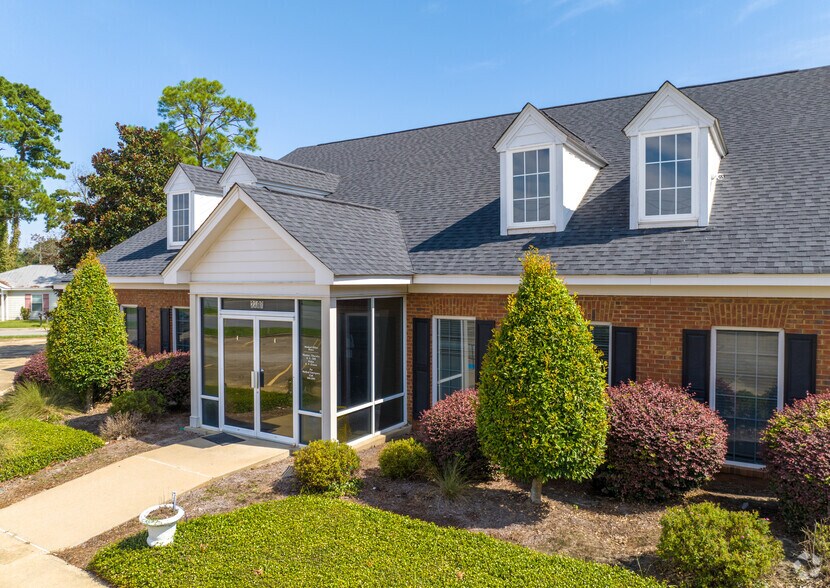 More Photos Of 2308 Palmyra Rd, Albany Medical For Lease