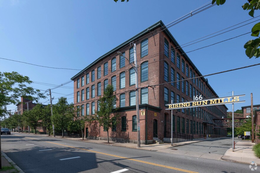 More Photos Of 166 Valley St, Providence Apartments For Sale