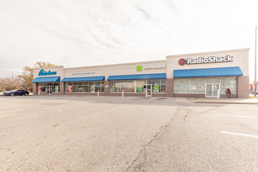 More Photos Of State St, East Saint Louis Unknown For Lease