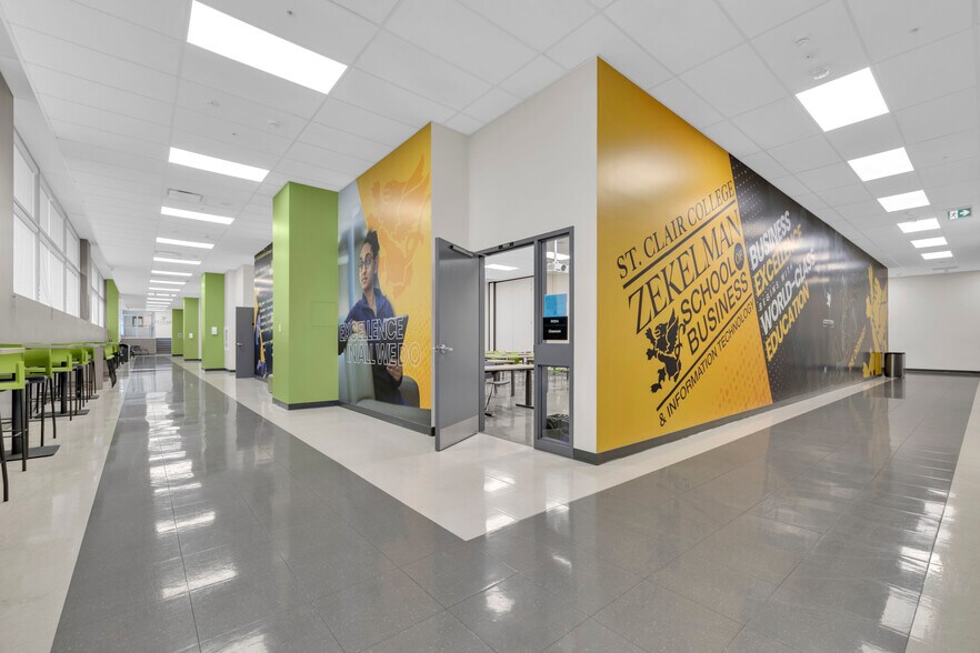 More Photos Of 1 Riverside Dr W, Windsor Office For Lease