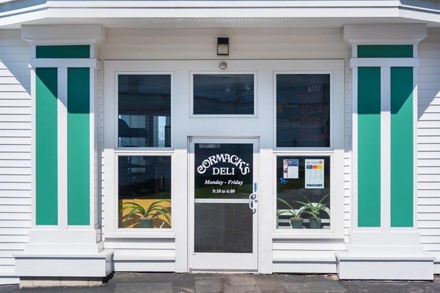 More Photos Of 2569 Charlevoix Rd, Petoskey Restaurant For Sale