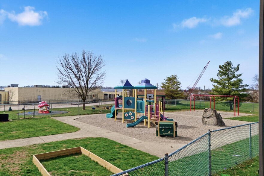 More Photos Of 1600 Alex Dr, Wilmington Daycare Center For Sale