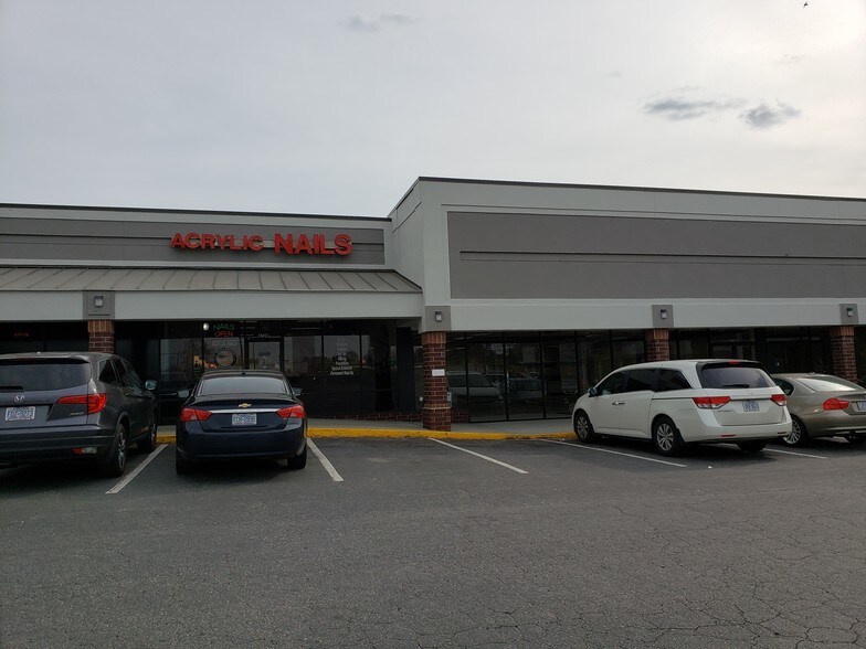 3740 S Holden Rd, Greensboro, NC 27406 For Lease