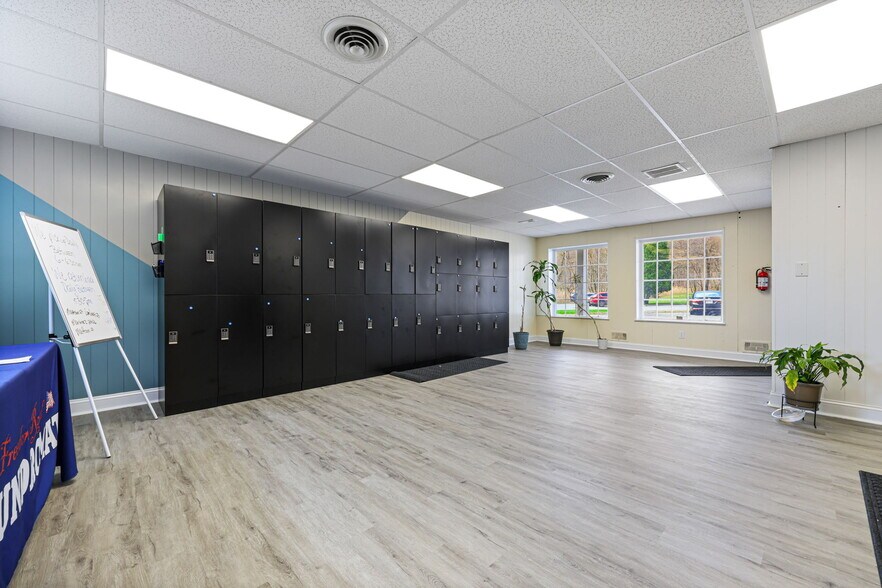 More Photos Of 529-533 Route 52, Carmel Storefront Retail Residential For Sale