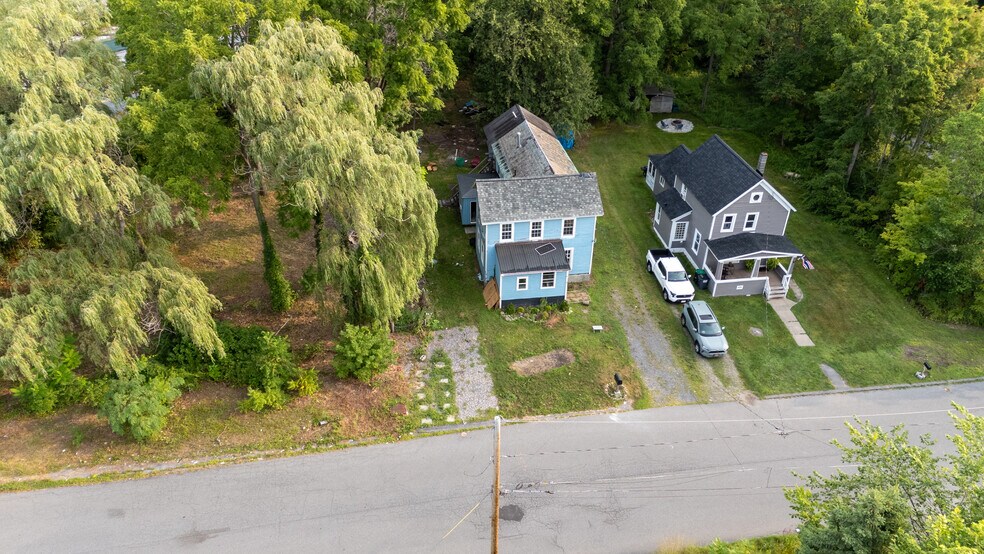 More Photos Of 35 Union St, Ballston Spa Flex For Sale