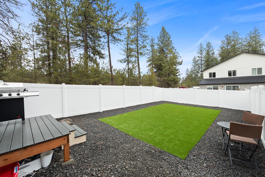 More Photos Of 3703 S Harrison St, Spokane Multifamily For Sale
