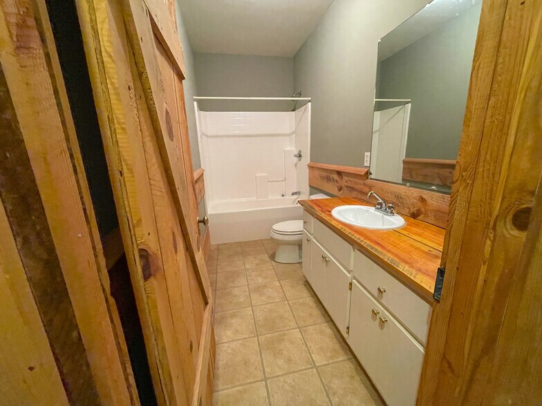 More Photos Of 1516 Fish Hatchery Rd, Summerville Land For Sale