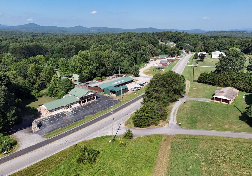 More Photos Of 10 Deer Crossing Trl, Blairsville Office For Lease
