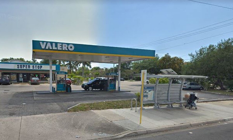 More Photos Of 1900 NW 9th Ave, Fort Lauderdale Convenience Store For Sale