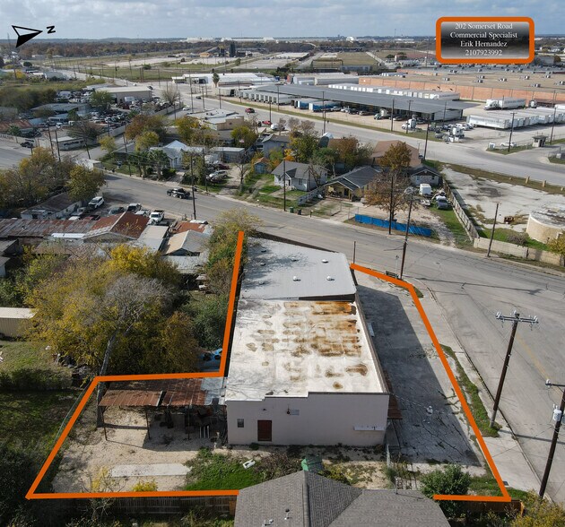 More Photos Of 202 Somerset Rd, San Antonio Warehouse For Sale
