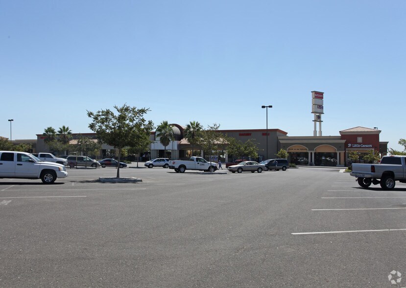 More Photos Of 100 E Robertson Blvd, Chowchilla Unknown For Lease