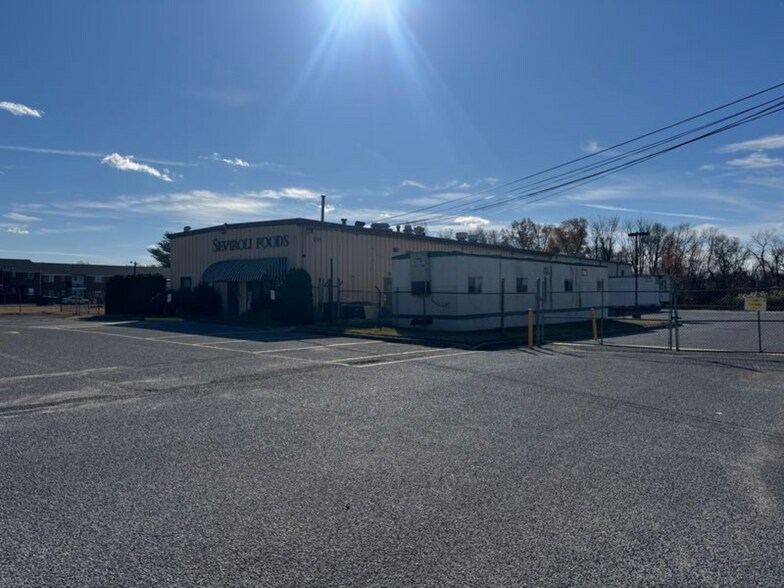 More Photos Of 960 Creek Rd, Bellmawr Food Processing For Lease