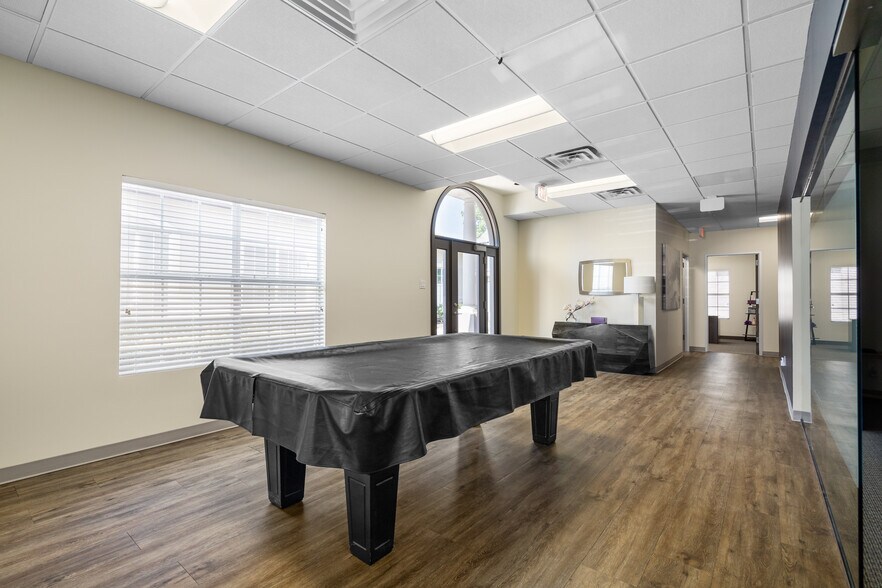 More Photos Of 5156 Village Creek Dr, Plano Medical For Sale