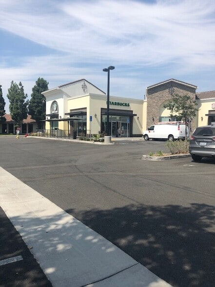 More Photos Of Yorba Linda @ SEC Yorba Linda & Kraemer, Placentia Unknown For Lease