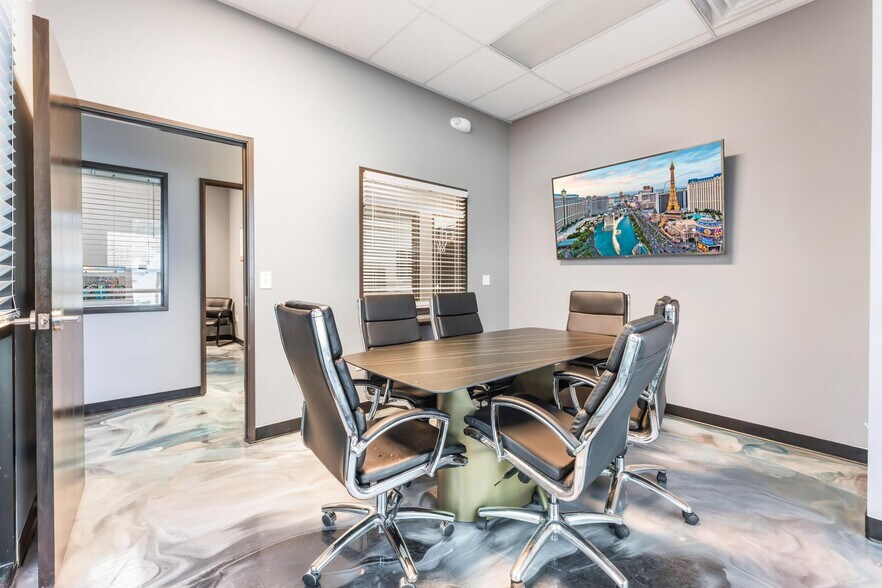 More Photos Of 6230 McLeod Dr, Las Vegas Office For Sale