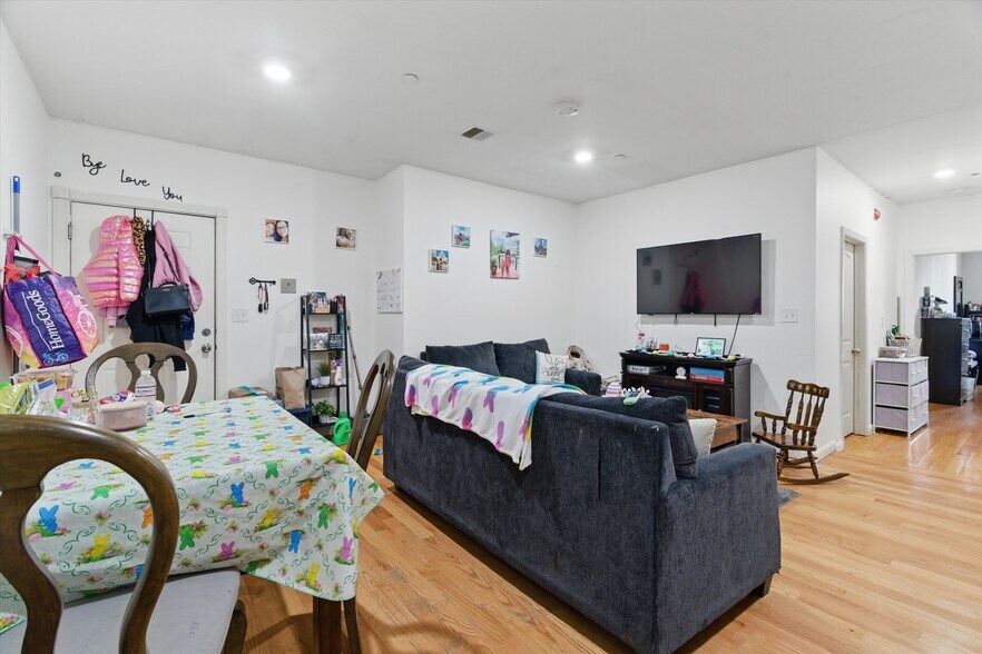 More Photos Of 265-267 Essex St st, Lawrence Apartments For Sale