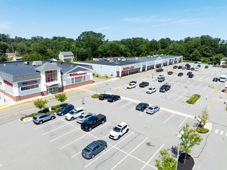 Primary Photo Of 18-20 Main St, North Reading Storefront For Lease