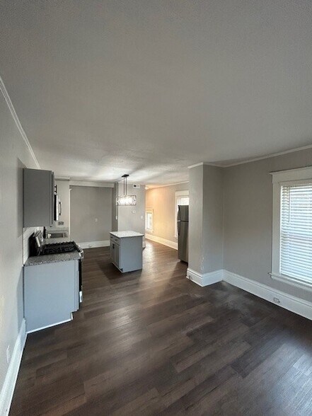 More Photos Of 834 Sherman St SE, Grand Rapids Apartments For Sale