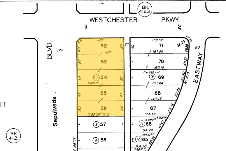 More Photos Of 9100 S Sepulveda Blvd, Los Angeles Office For Lease