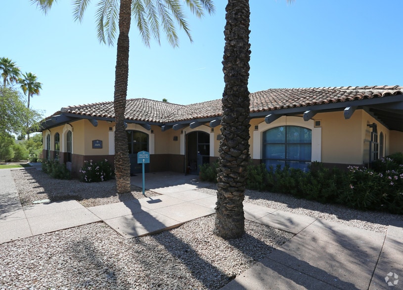 More Photos Of 5725 N Scottsdale, Scottsdale Unknown For Lease