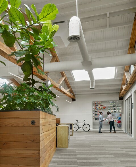 More Photos Of 636 Shrader St, San Francisco Office For Sale