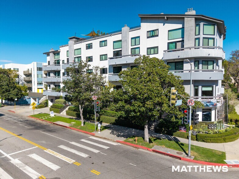 More Photos Of 888 Hilgard Ave, Los Angeles Apartments For Sale