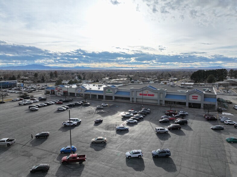 More Photos Of 5697 S 1900 W, Roy Freestanding For Lease