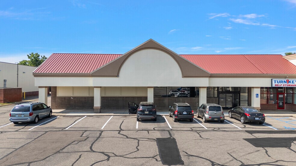 More Photos Of 1099 Saint Clair River Dr, Algonac Unknown For Lease