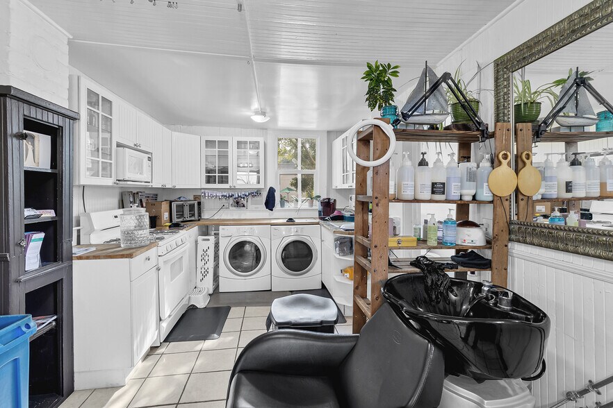 More Photos Of 883 Lighthouse Ave, Monterey General Retail For Sale