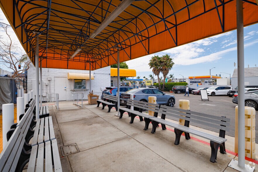 More Photos Of 1120 W Laurel St, San Diego Auto Dealership For Lease