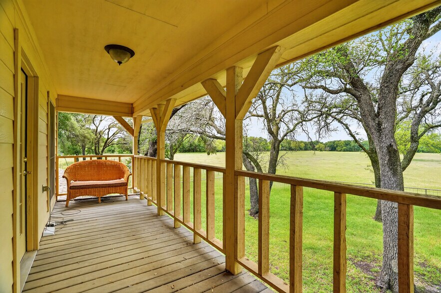 More Photos Of 14145 US-281, Santo Specialty For Sale