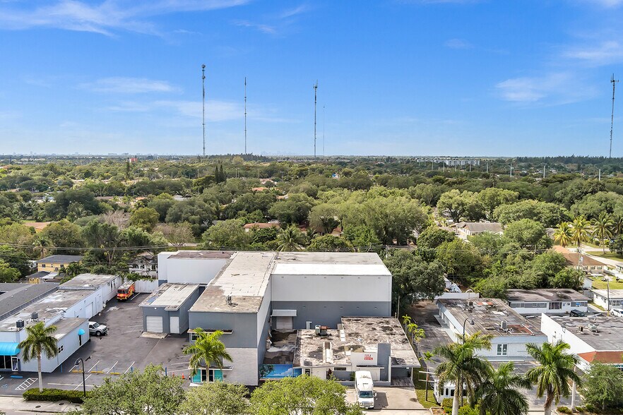 More Photos Of 6240-6244 Miramar Pky, Miramar Medical For Lease