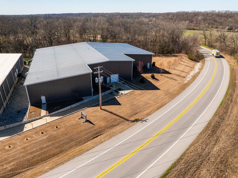 More Photos Of 11427 N Hwy 59, Gravette Unknown For Lease