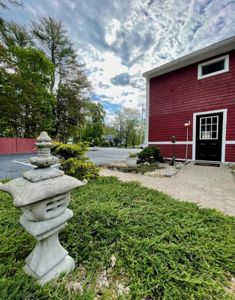 More Photos Of 234 Middle, Falmouth Freestanding For Sale