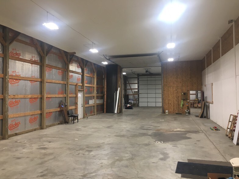 More Photos Of 903 Constitution Blvd, Beaver Falls Office For Lease