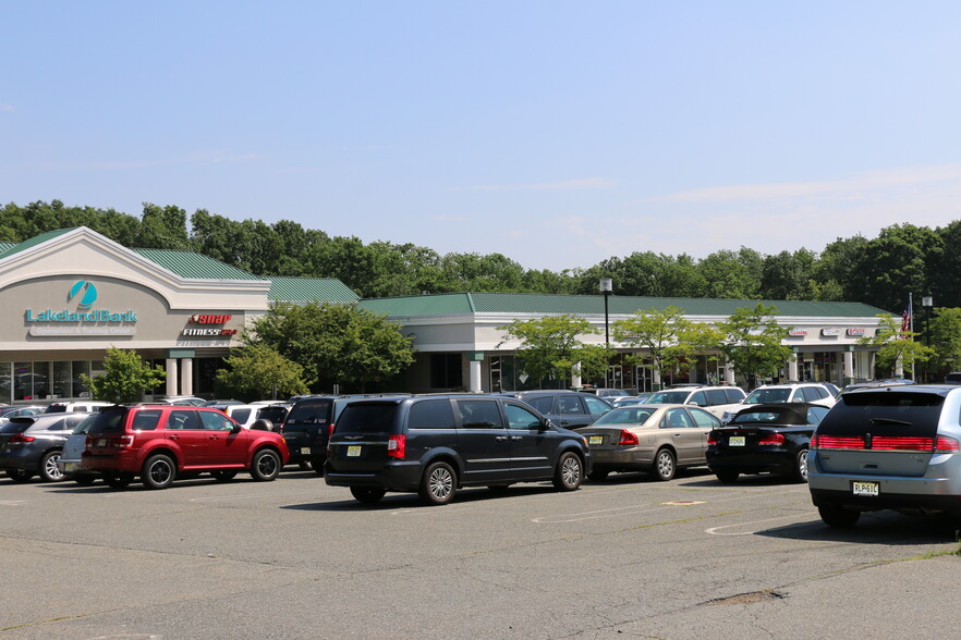 Primary Photo Of 5716 Berkshire Valley Rd, Oak Ridge General Retail For Lease