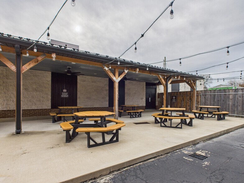 More Photos Of 913 Arch St, Williamsport Restaurant For Sale
