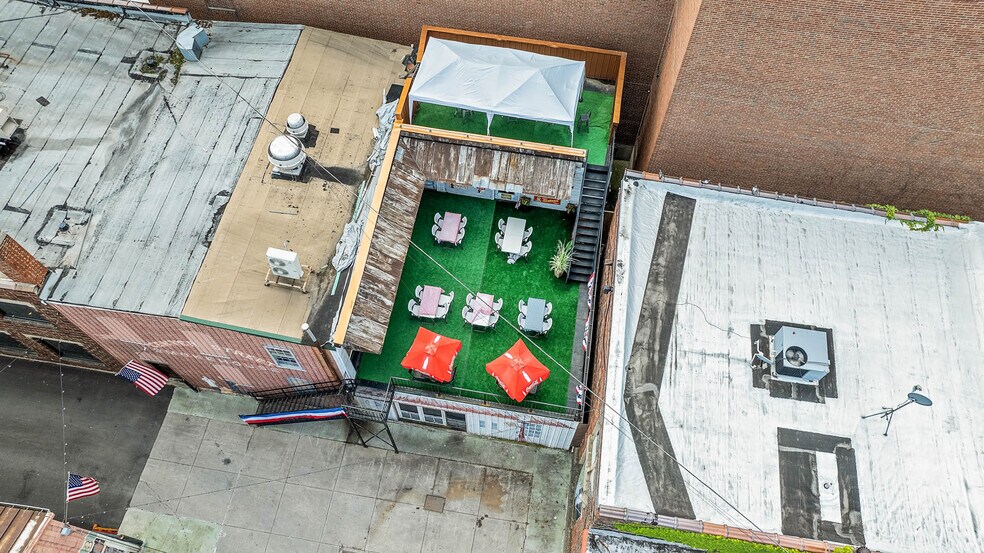 More Photos Of 20 Center St, Batavia Restaurant For Sale