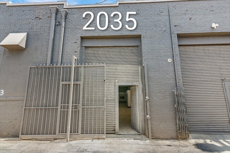 More Photos Of 2023-2043 S Santa Fe Ave, Los Angeles Unknown For Lease