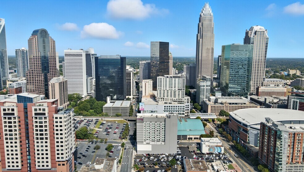 More Photos Of 125 S Brevard St, Charlotte Hotel For Lease