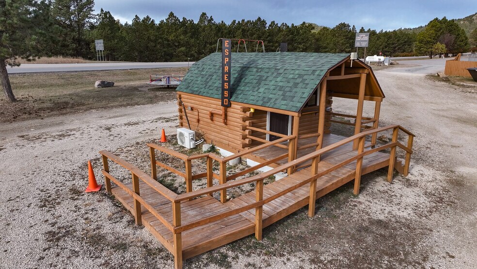 More Photos Of 1116 N 5th St, Custer Trailer Camper Park For Sale