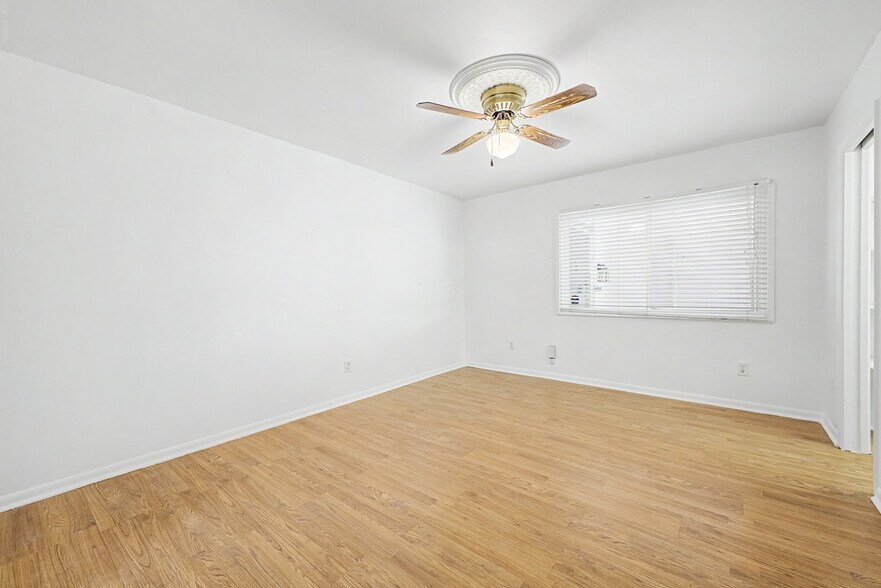 More Photos Of 8038 E Almeria Rd, Scottsdale Office For Sale