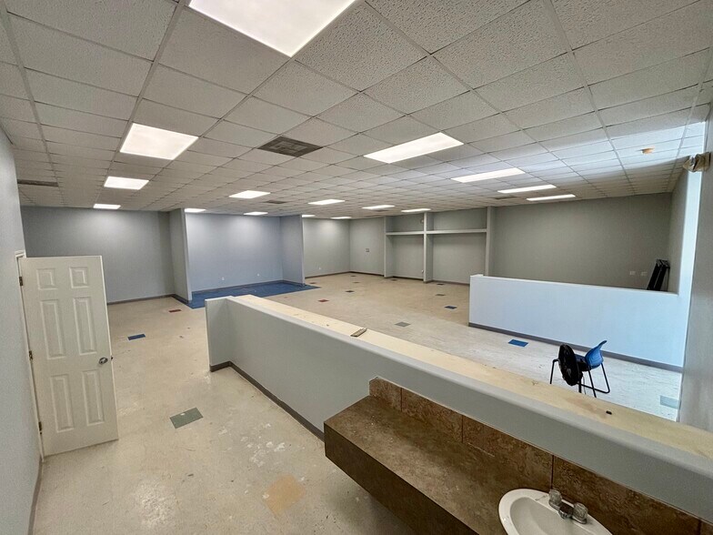 More Photos Of 1141 Brazosport Blvd N, Richwood Daycare Center For Lease